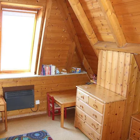 Es 4 Holiday home *